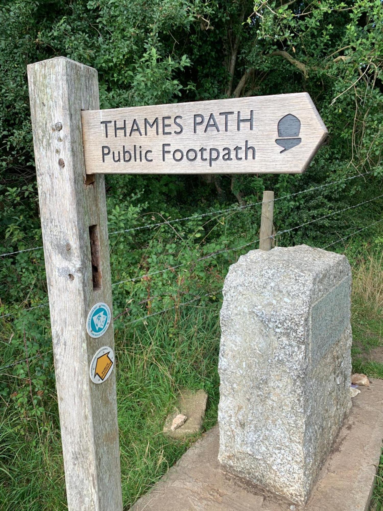 Thames Head Wharf - Historic Cotswold Cottage With Stunning Countryside Views Cirencester Bagian luar foto