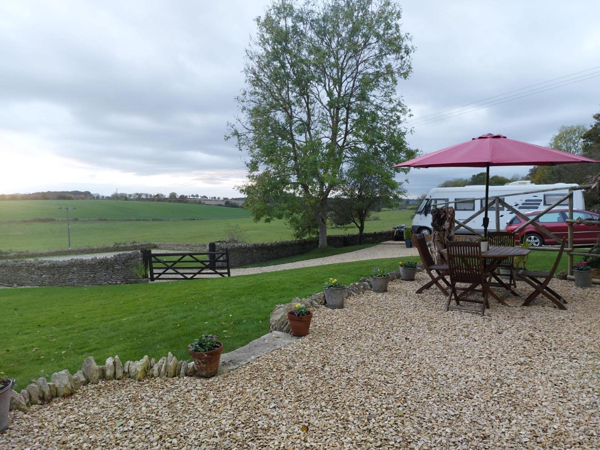 Thames Head Wharf - Historic Cotswold Cottage With Stunning Countryside Views Cirencester Bagian luar foto