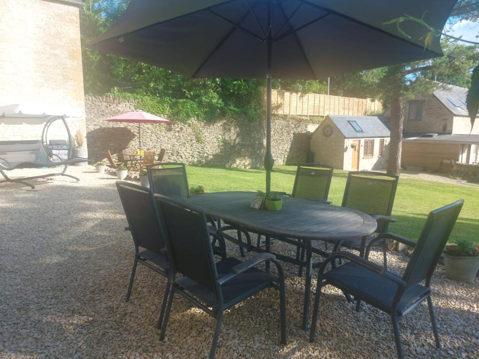 Thames Head Wharf - Historic Cotswold Cottage With Stunning Countryside Views Cirencester Bagian luar foto